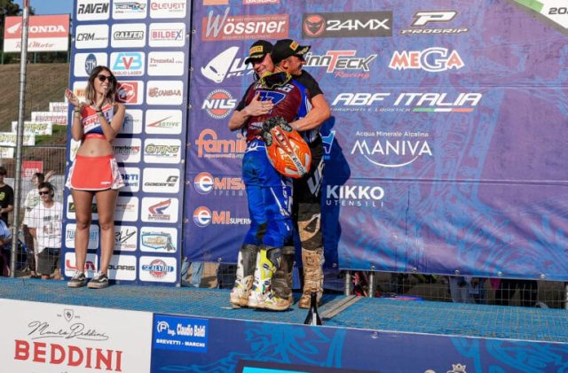 Alessandro-Lupino-e-Alberto-Forato-sul-podio-ph.-Matteo-Buccarini-768x505-min