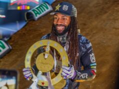 Parigi ai piedi di Malcolm Stewart: esplosione di potenza e talento nella notte del Supercross
